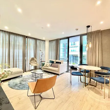 Luxury Property Close To Liverpool Street London Exterior photo