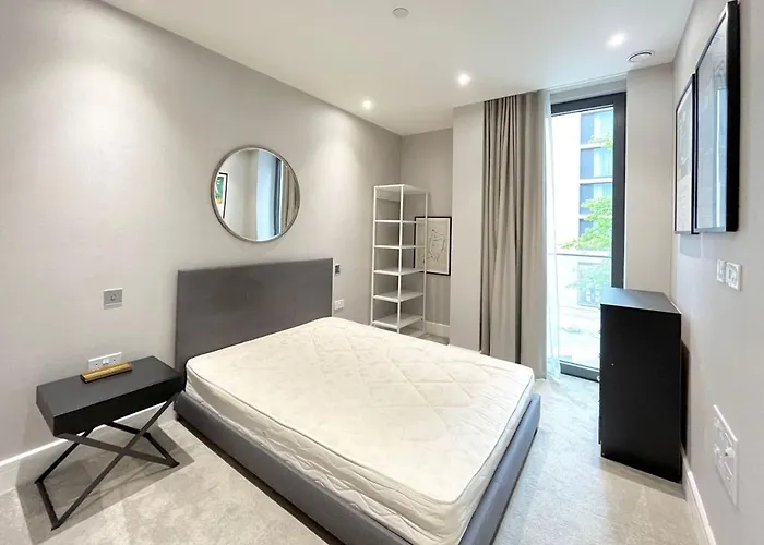Luxury Property Close To Liverpool Street